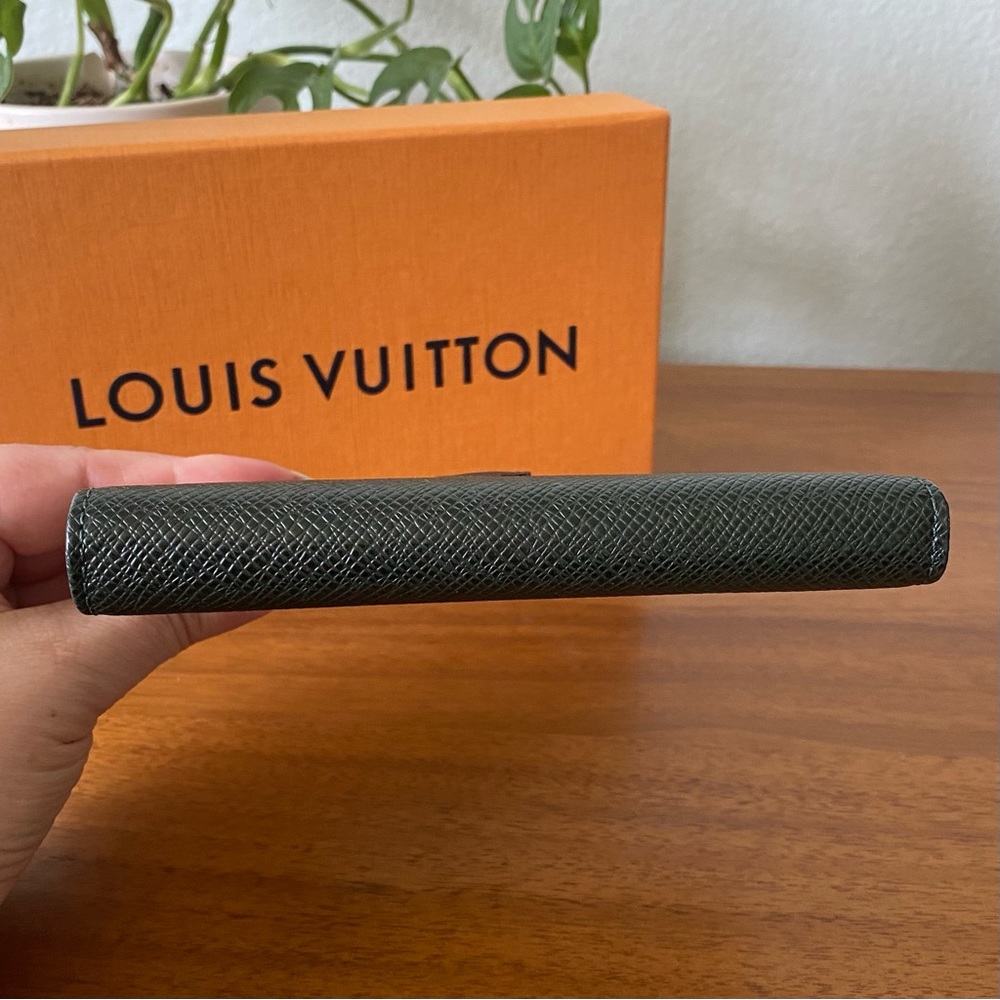 Louis Vuitton Green Taiga Leather Agenda PM Passport Wallet w/  Stickers & Paper - Picture 10 of 16